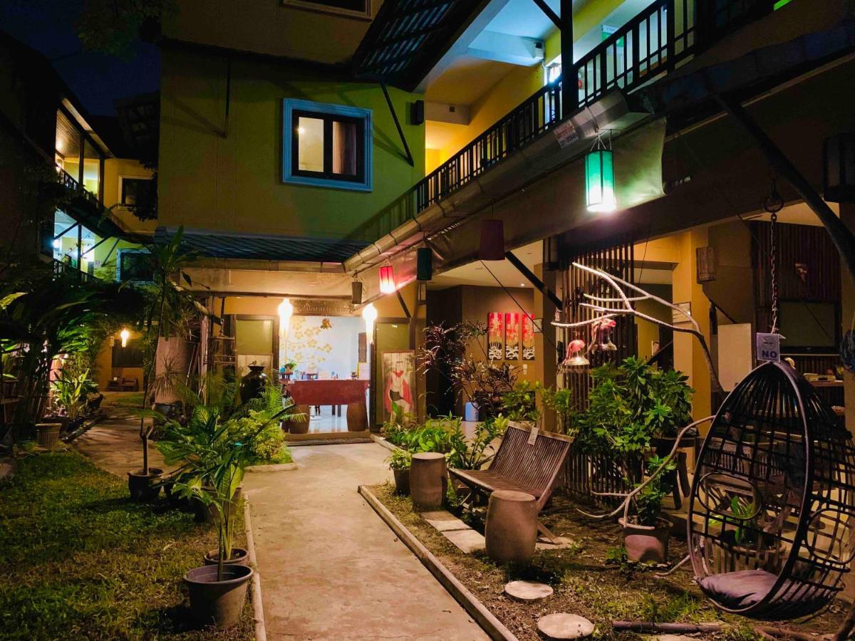 Hotel Thapae Boutique House Chiang Mai Esterno foto